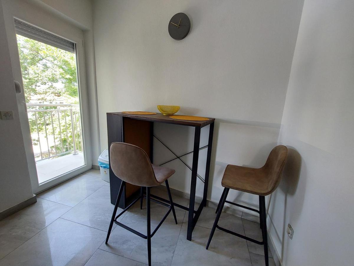 Apartment Vesel Malinska Buitenkant foto