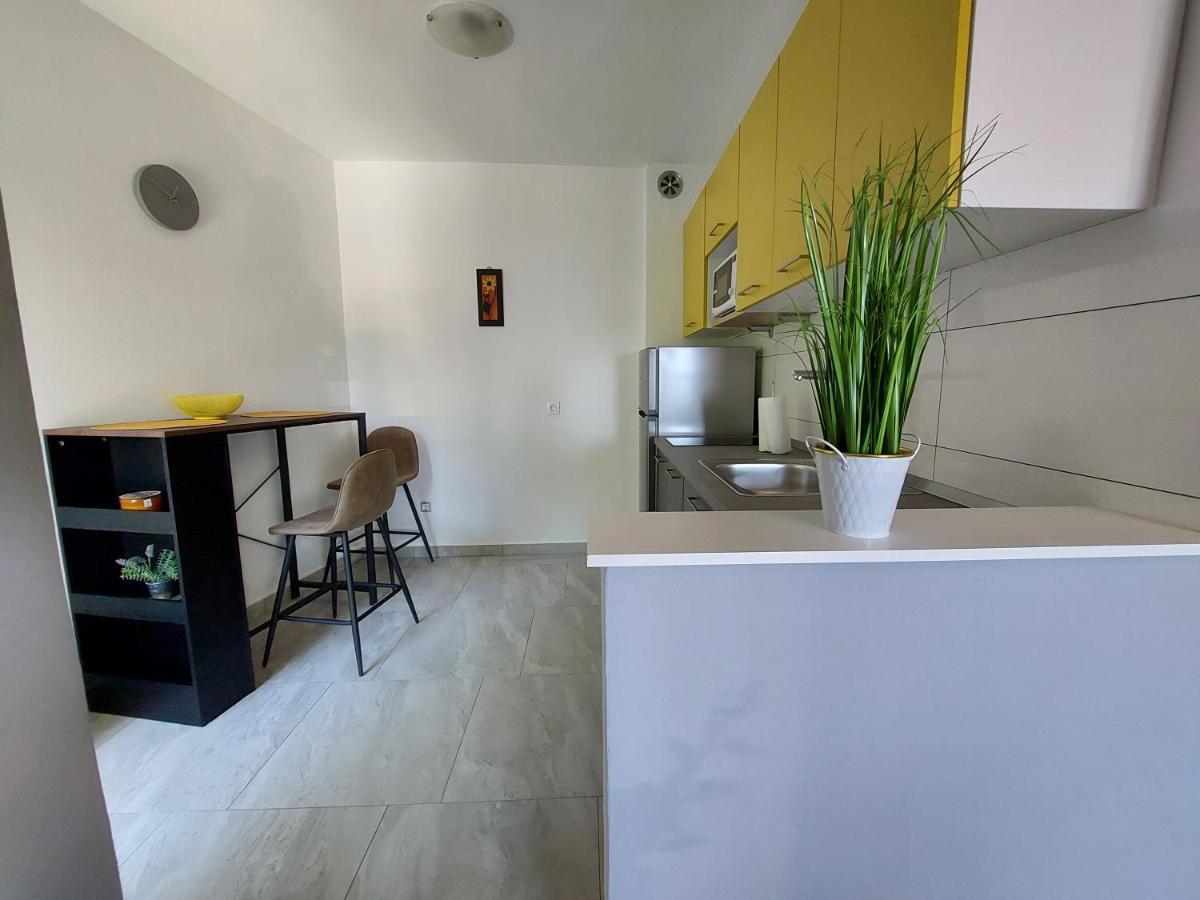 Apartment Vesel Malinska Buitenkant foto
